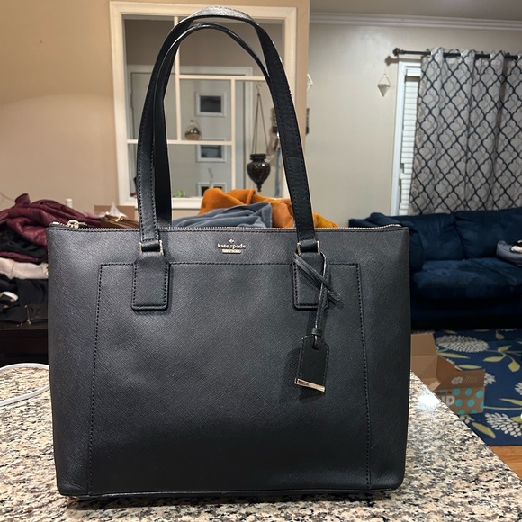 kate spade Bags Euc Kate Spade Black Leather Cameron Laptop Tote